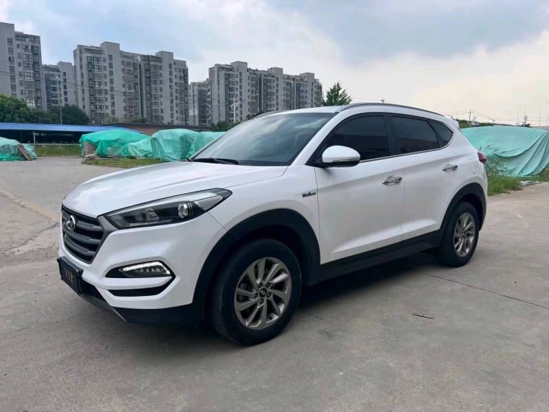 盐城17年现代途胜2