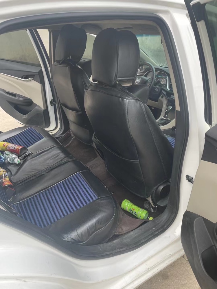 济宁18年别克英朗2