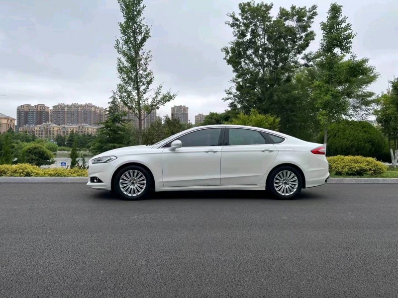 烟台16年福特蒙迪欧8