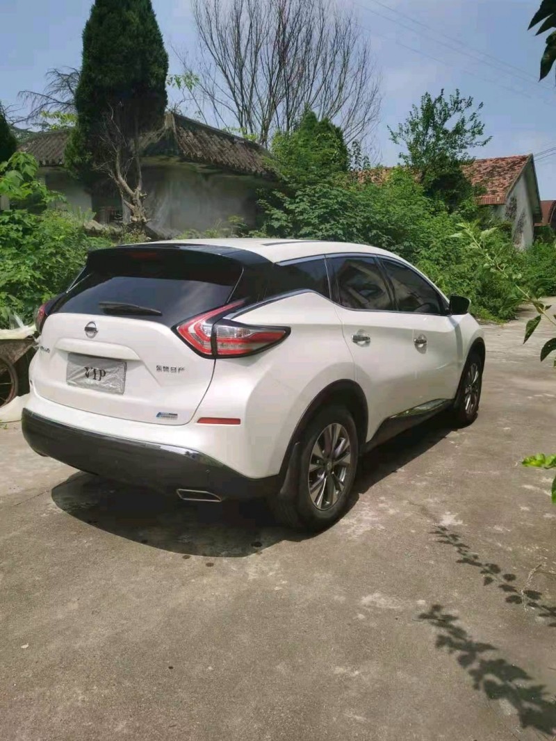 北京18年日产楼兰4