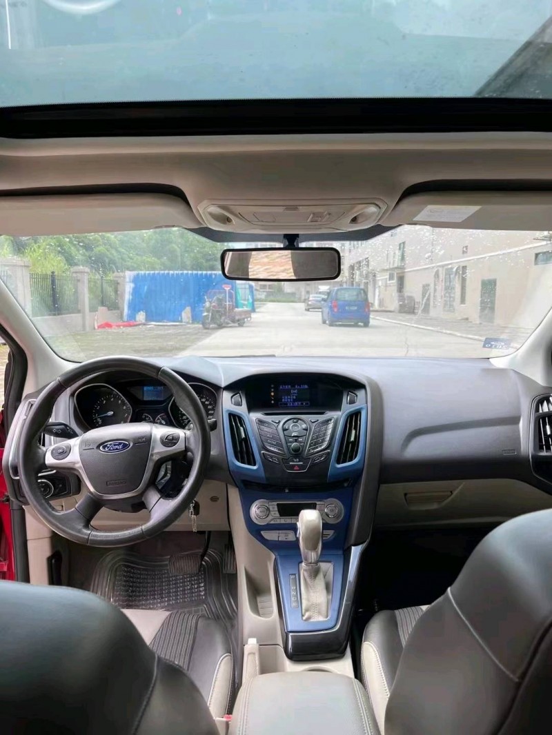 江门13年福特福克斯5