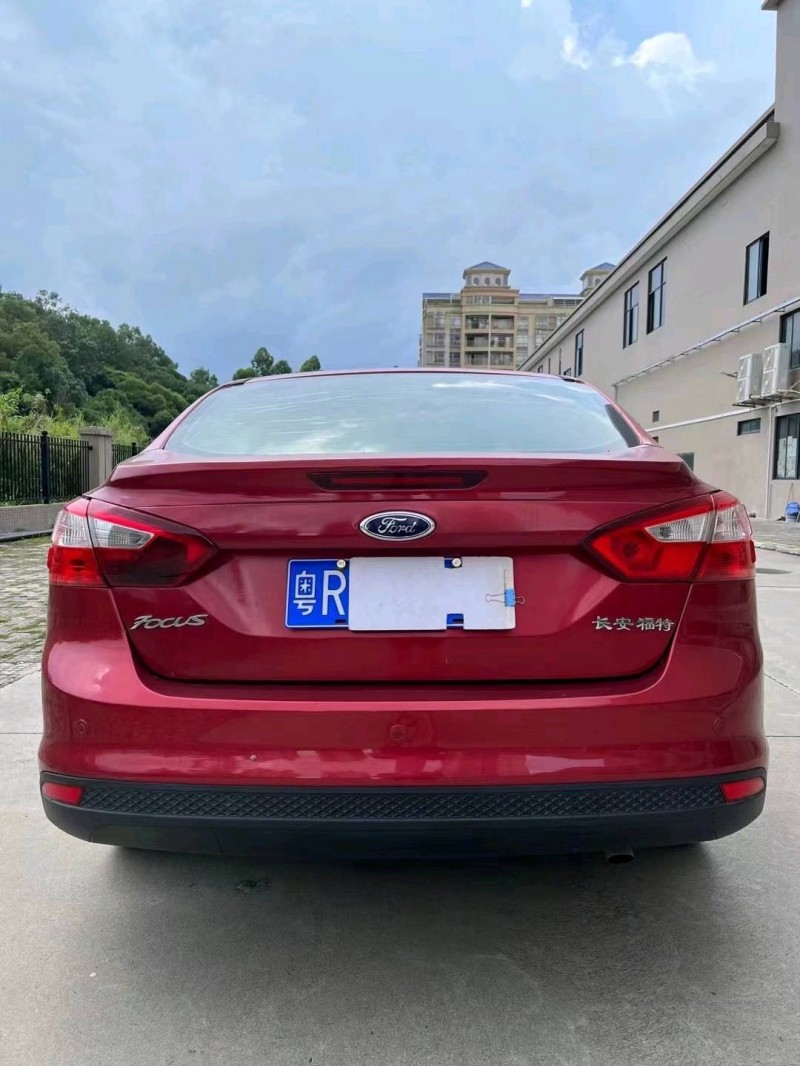江门13年福特福克斯2
