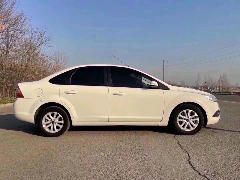 枣庄13年福特福克斯4