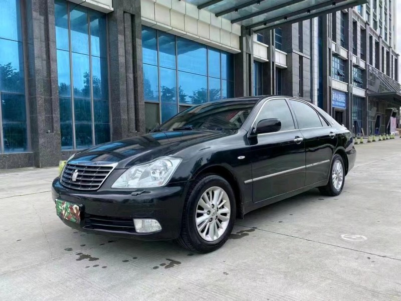 东莞09年丰田皇冠6