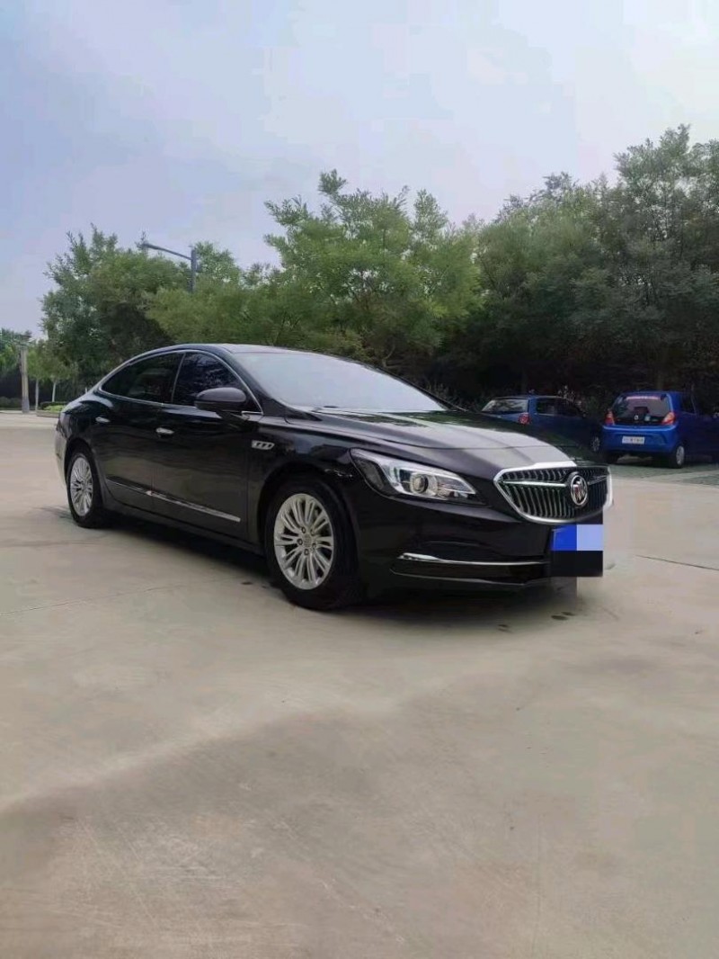 东营17年别克君威7