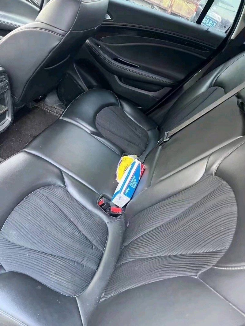 东营20年别克昂科威5