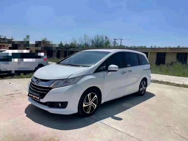 青岛17年本田奥德赛3