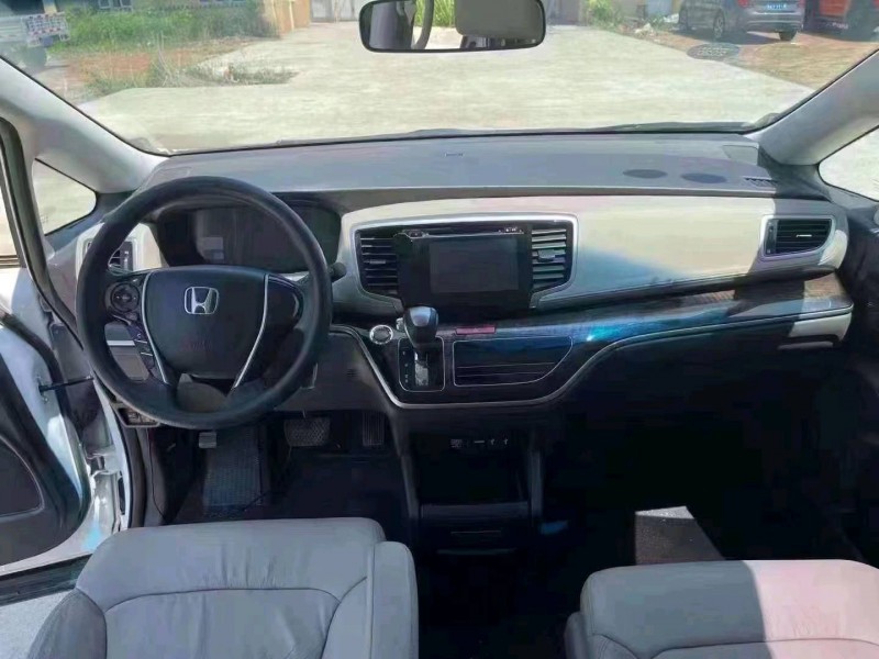 青岛17年本田奥德赛6