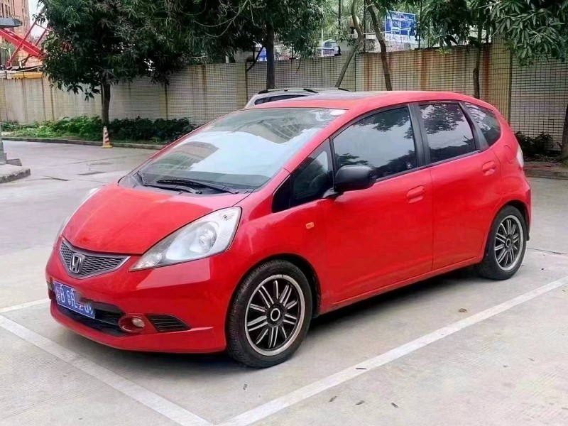 广州09年本田飞度3