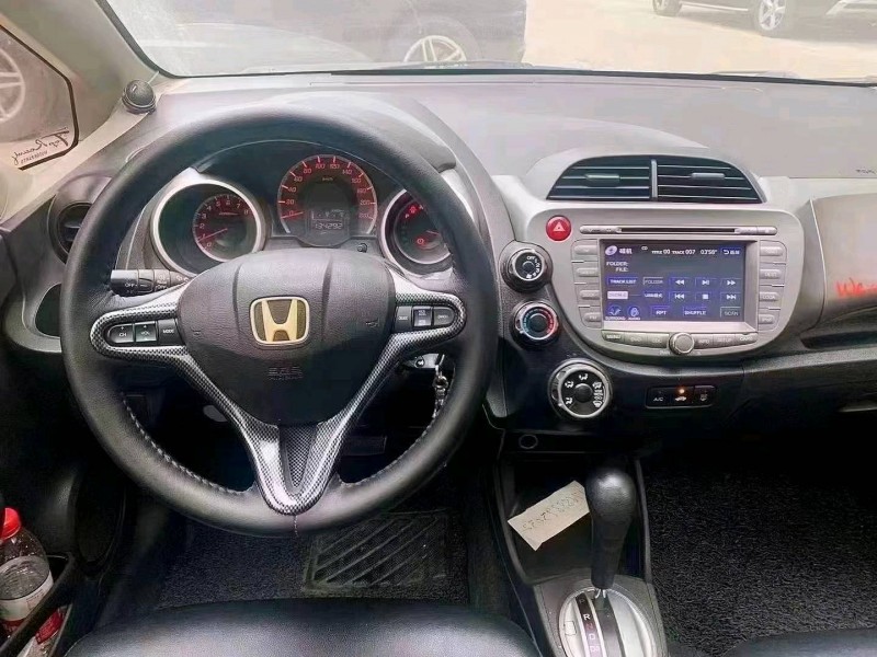 广州09年本田飞度4