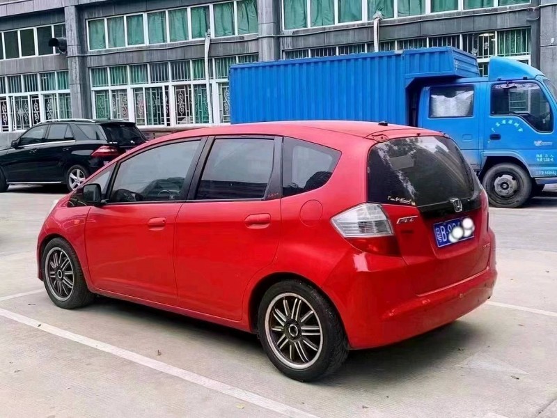 广州09年本田飞度6