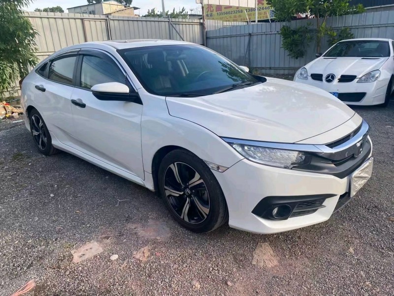 广州17年本田思域2