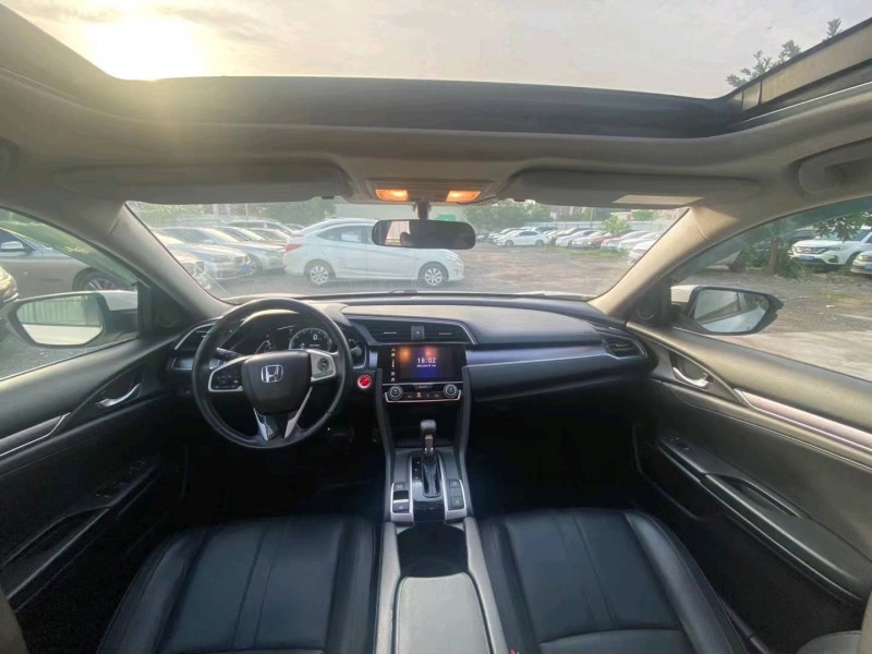 广州17年本田思域5