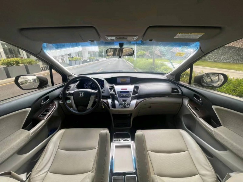 广州13年本田奥德赛7