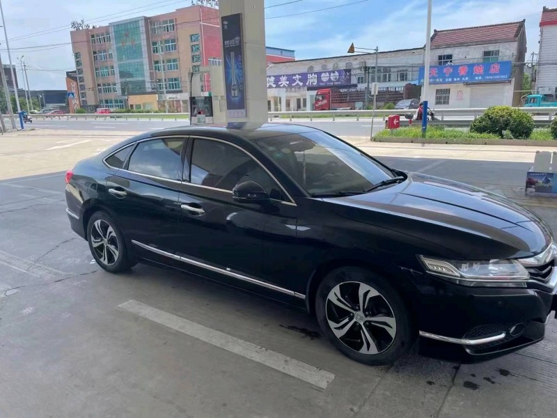 徐州16年本田思铂睿3