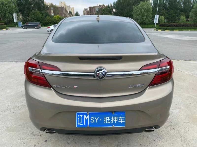 沈阳14年别克君威8