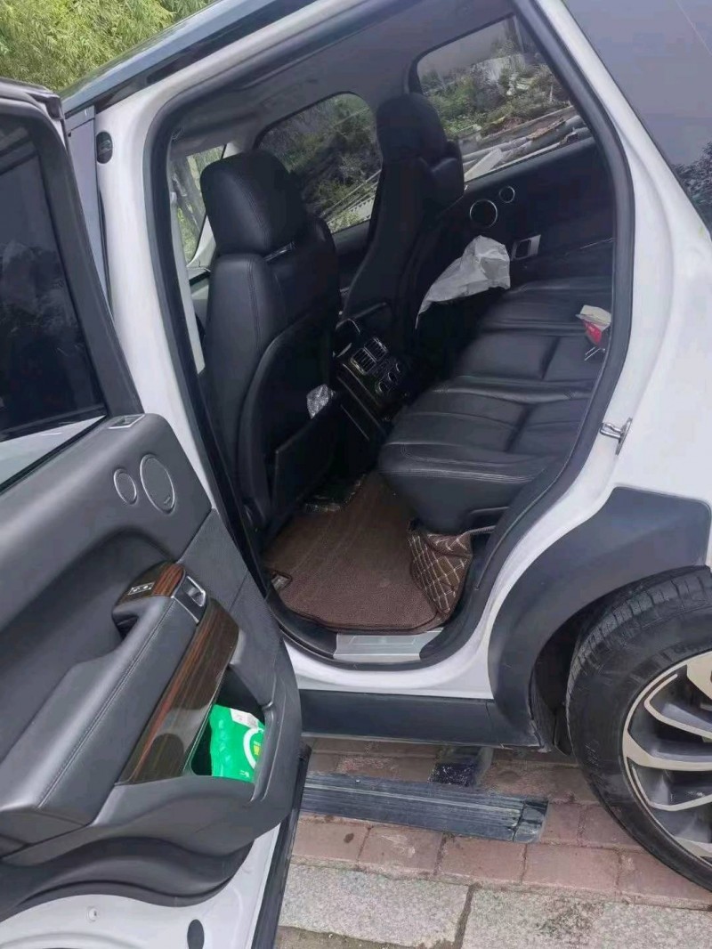 枣庄18年路虎揽胜行政6