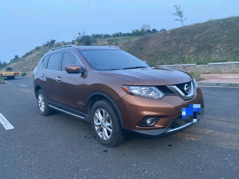 煙臺14年日產奇駿3