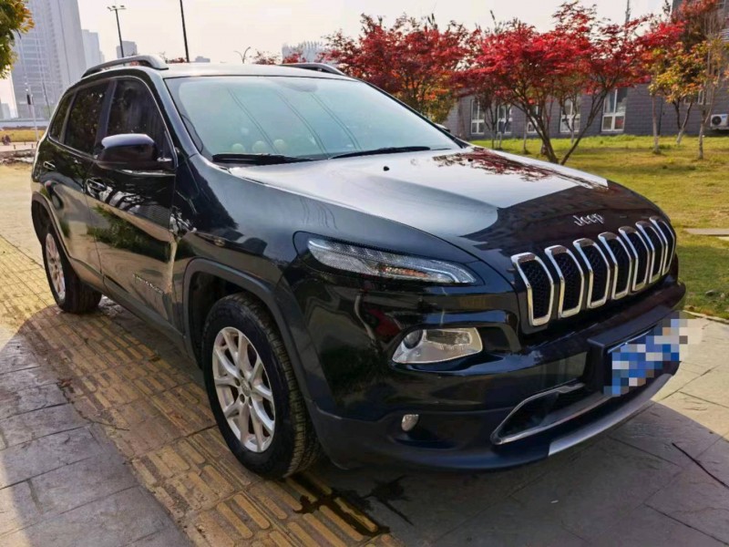 北京18年Jeep自由光3