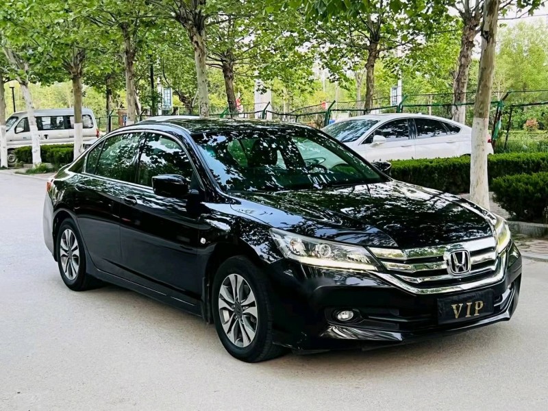 聊城14年本田雅阁7