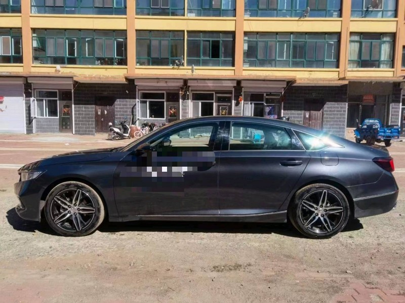 东营22年本田雅阁4