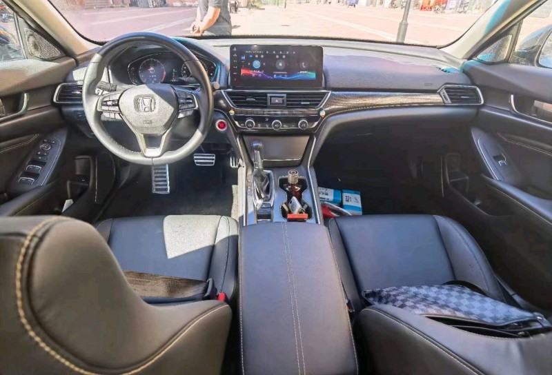 东营22年本田雅阁8