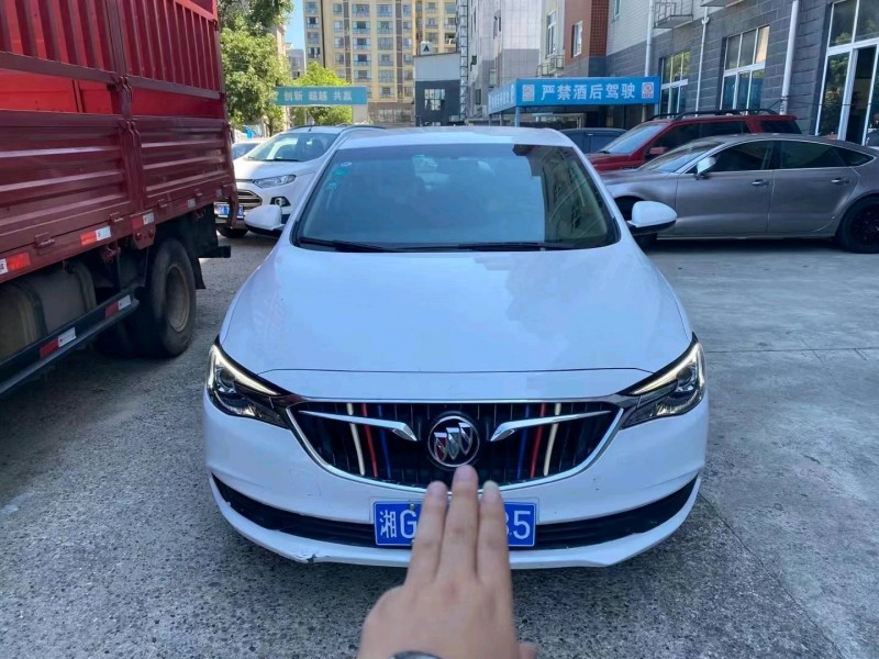 衡阳19年别克英朗1