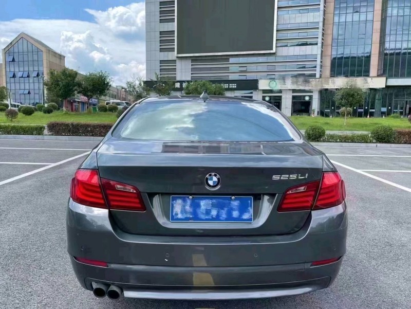 北京13年宝马5系2
