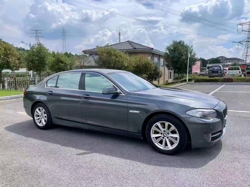 北京13年宝马5系9