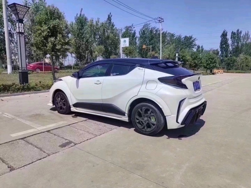 北京21年丰田CHR4