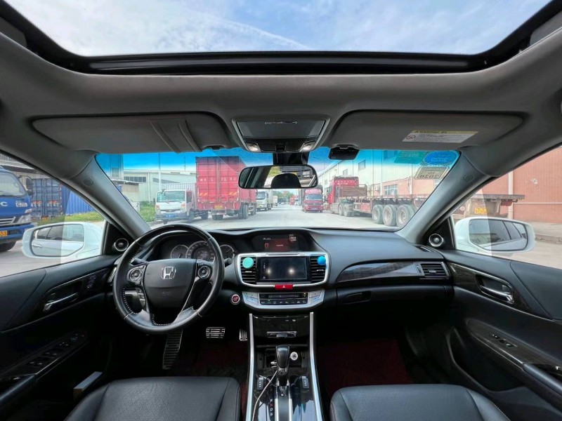 广州16年本田雅阁6