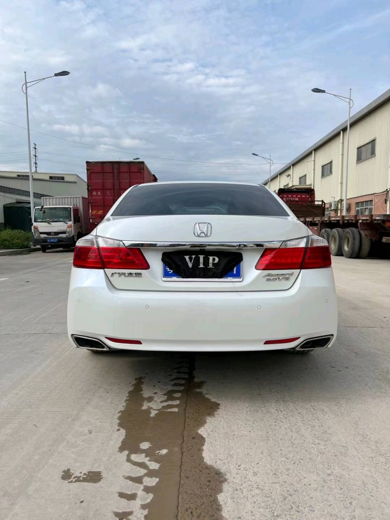 广州16年本田雅阁9