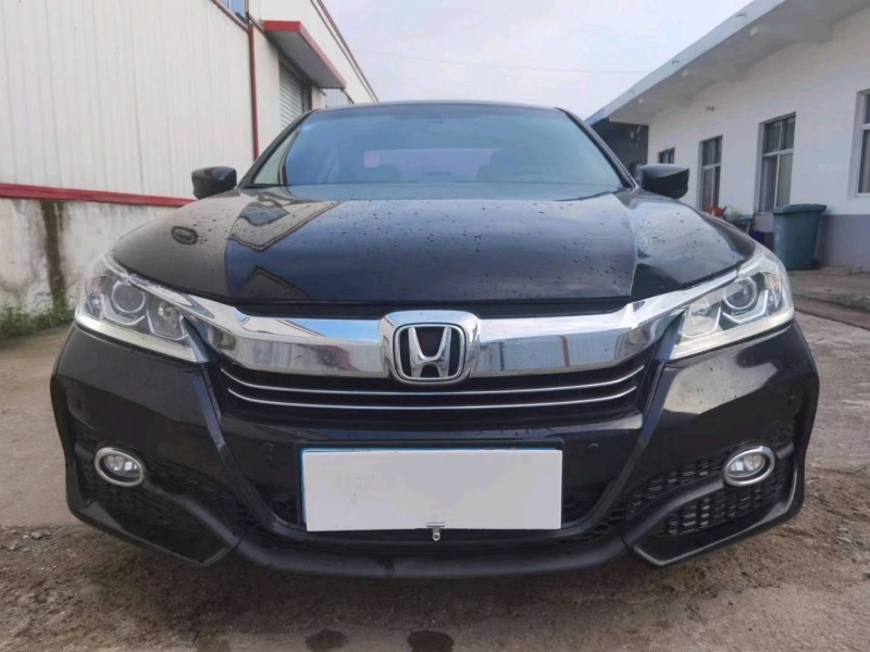 徐州16年本田雅阁1