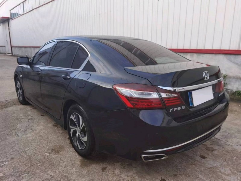 徐州16年本田雅阁3