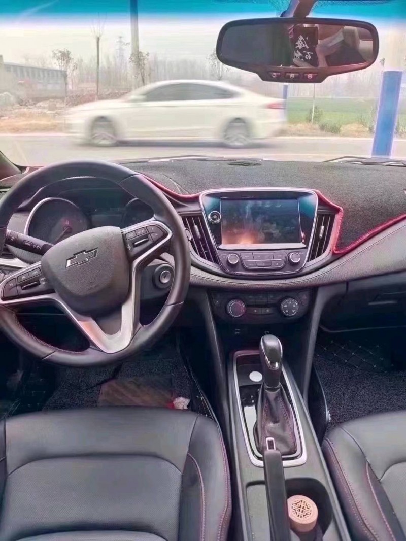 北京19年雪佛兰科鲁泽4