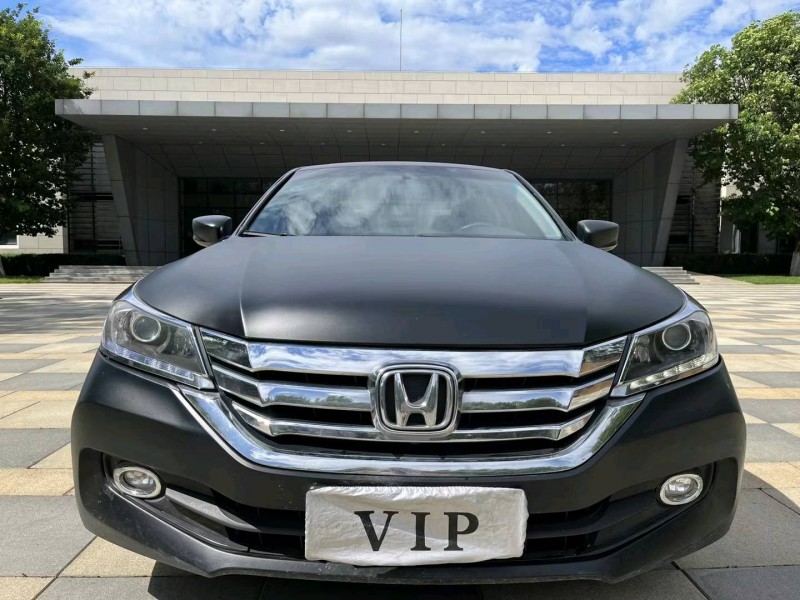 沈阳14年本田雅阁1