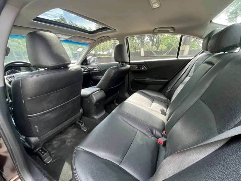 沈阳14年本田雅阁6