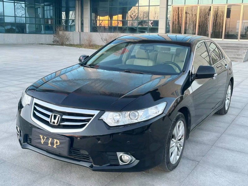 济宁14年本田思铂睿2