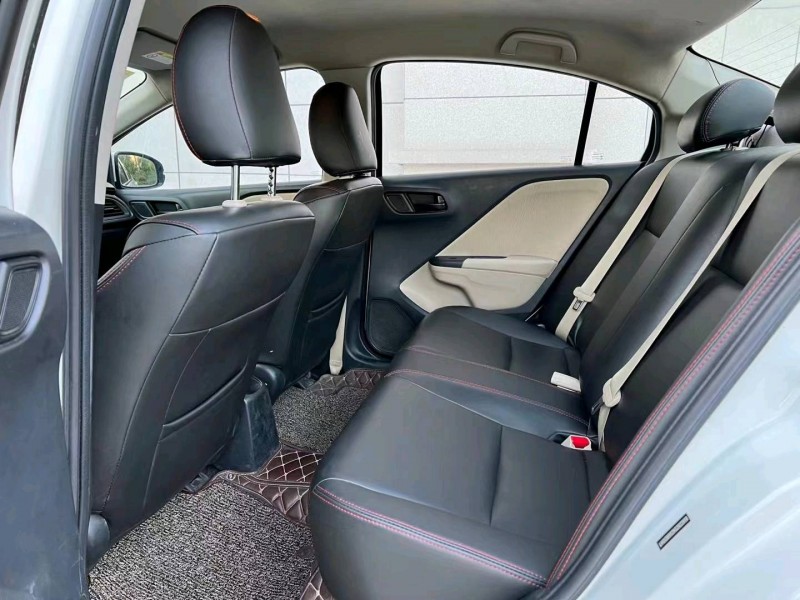 济宁17年本田锋范6