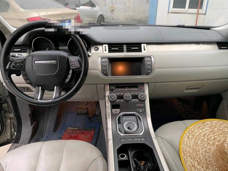 济宁13年路虎极光4