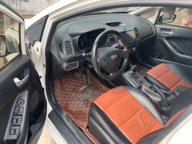 济宁14年起亚K36