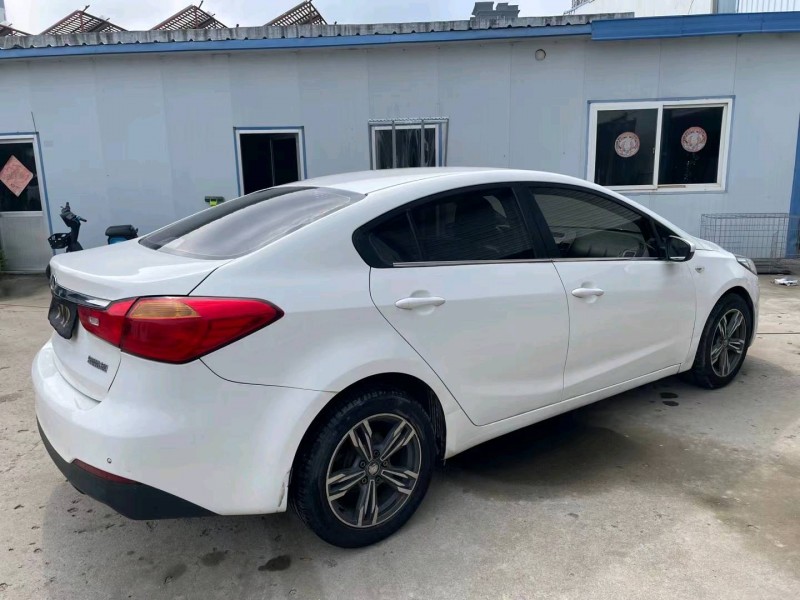 济宁14年起亚K38