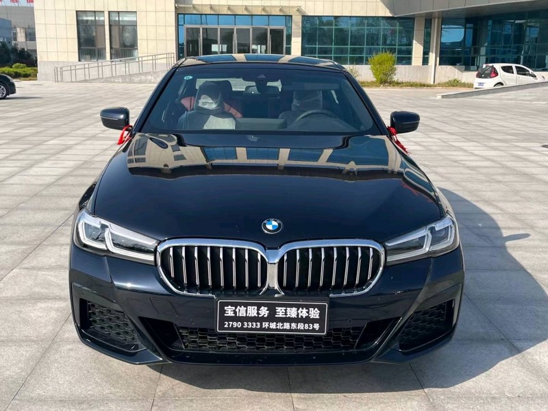 济宁22年宝马5系1