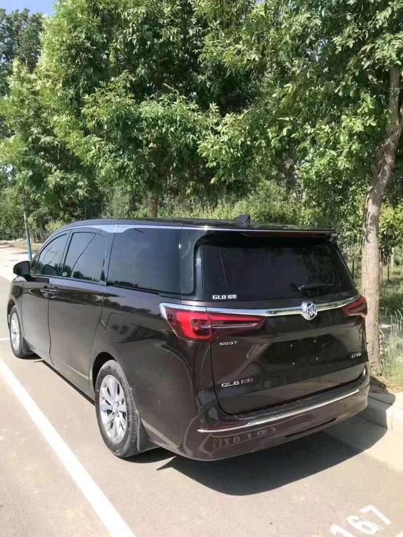 青岛21年别克GL88