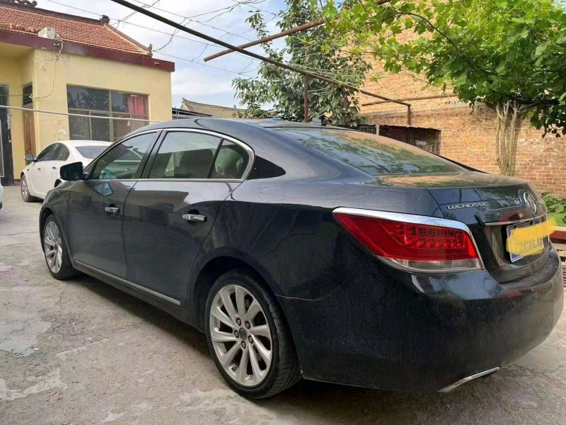 北京09年别克君越2