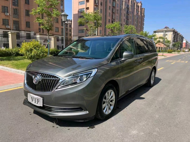 徐州17年别克GL82