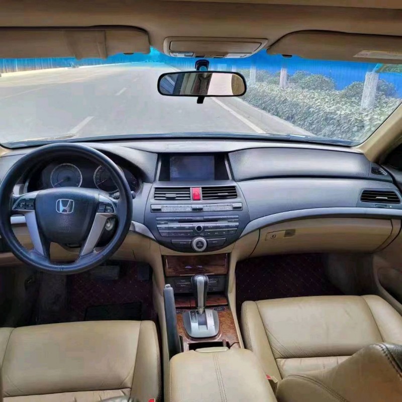 北京11年本田雅阁7