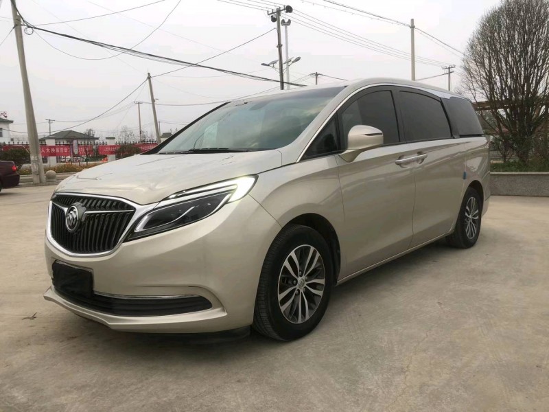 徐州17年别克GL82