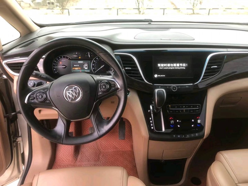 徐州17年别克GL84