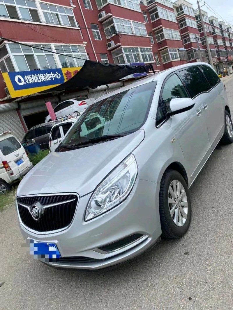 青岛17年别克GL83